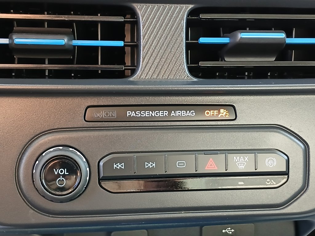 Certified 2026 Ford Maverick XLT AWD/4WD image 13