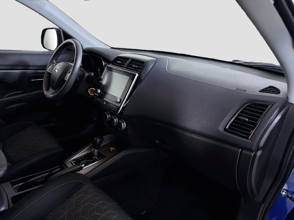 Used 2026 Mitsubishi Outlander Sport ES AWD/4WD image 28