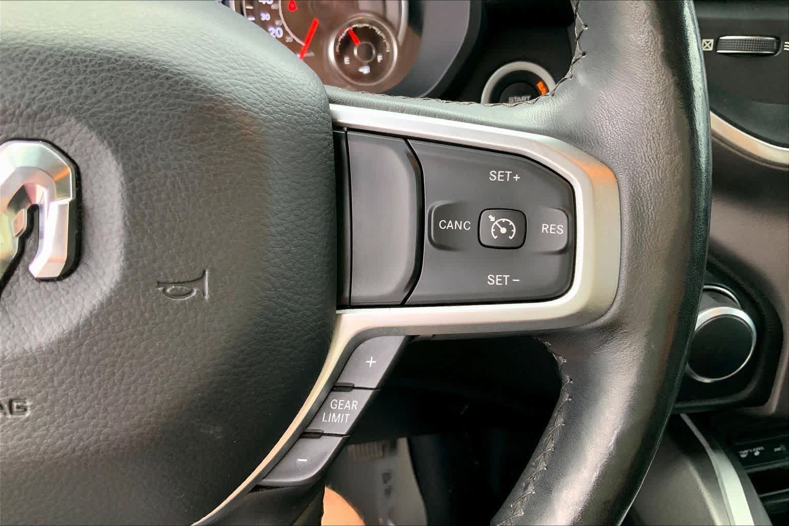 Used 2019 RAM 1500 Big Horn AWD/4WD image 23