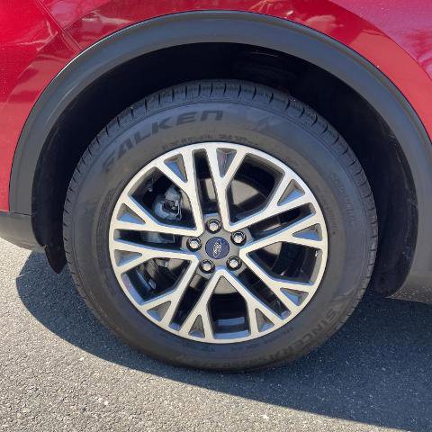 Certified 2021 Ford Escape SEL image 16