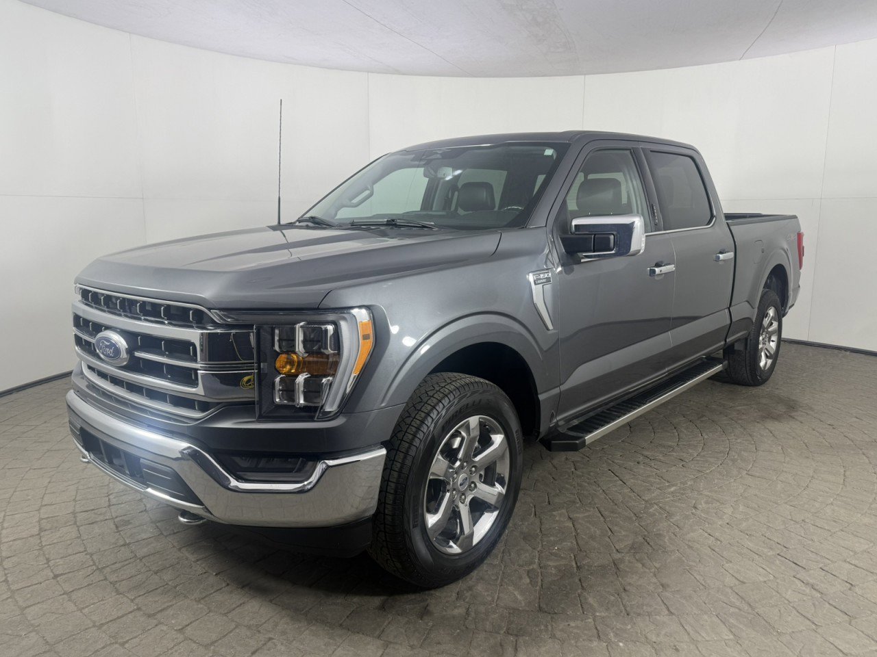 Certified 2023 Ford F150 Lariat AWD/4WD image 3
