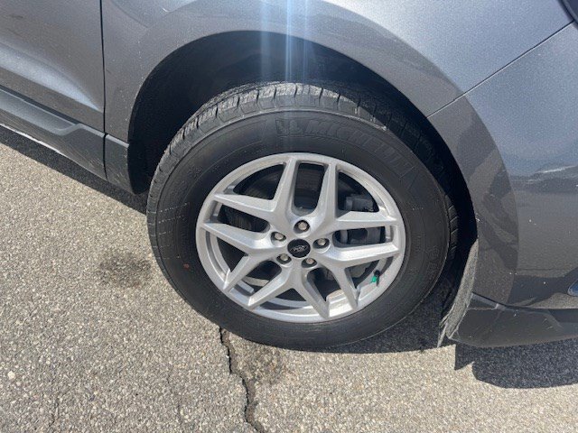 Certified 2024 Ford Edge SEL w/ Convenience Package image 36