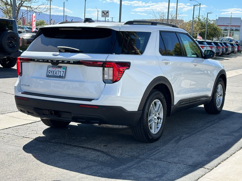Certified 2026 Ford Explorer Active RWD image 8