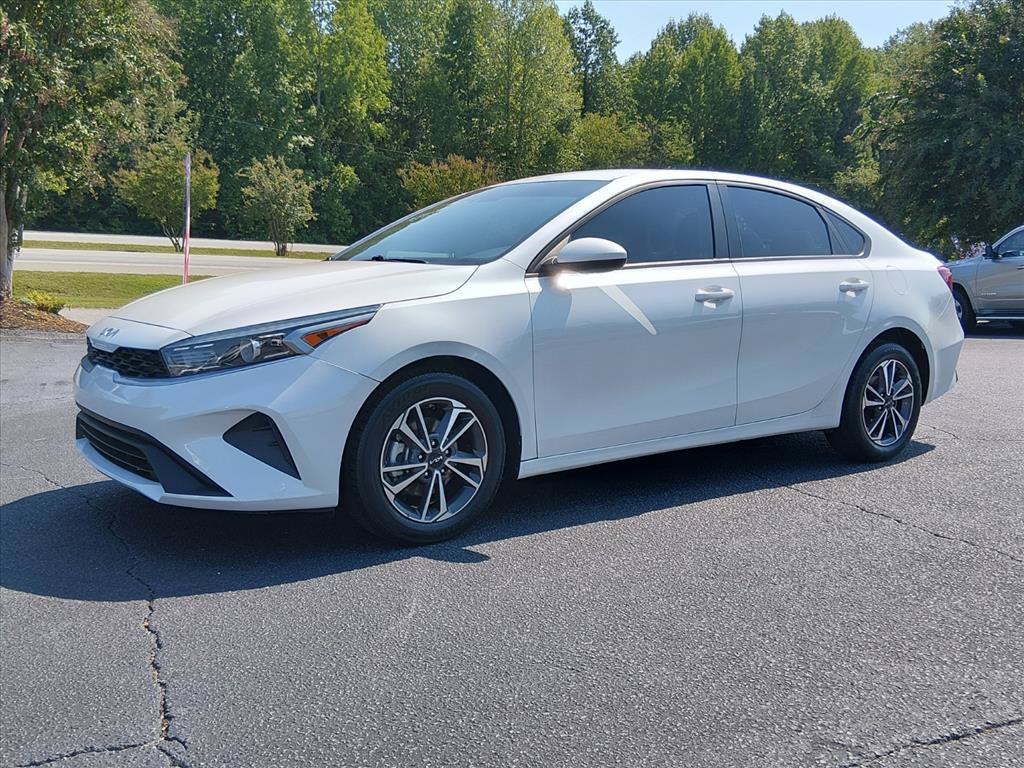 Used 2024 Kia Forte LXS FWD image 8