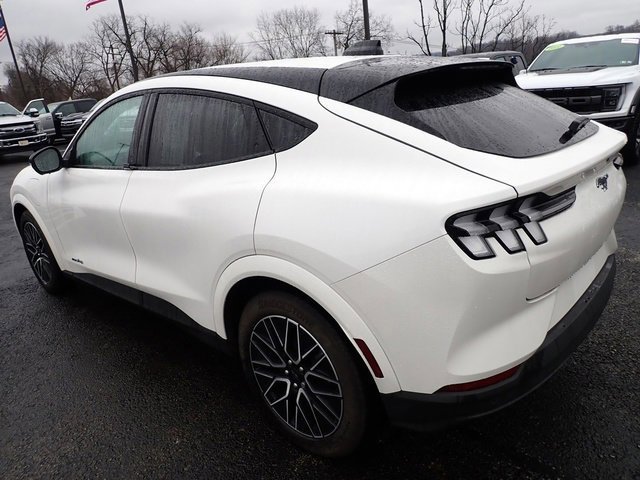 Certified 2025 Ford Mustang Mach-E Premium image 5