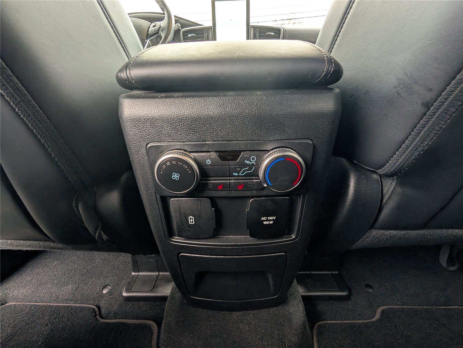 Certified 2022 Ford Explorer Platinum w/ Equipment Group 601A image 18