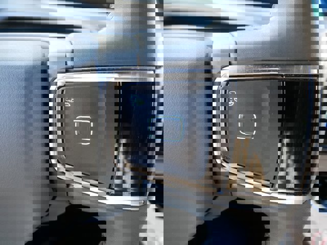 Certified 2025 Ford Expedition Active image 22