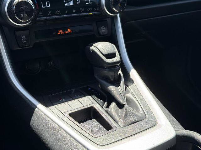 Used 2024 Toyota RAV4 XLE FWD image 17
