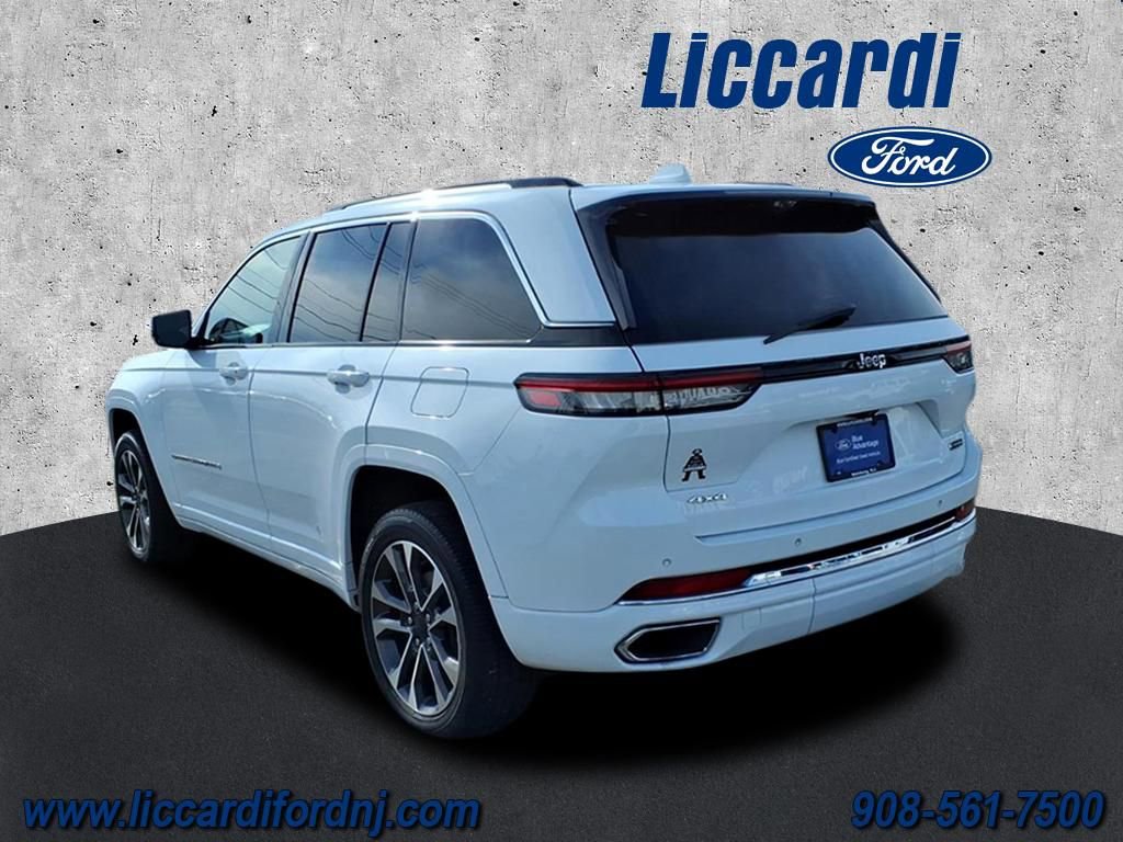 Used 2022 Jeep Grand Cherokee Overland w/ Luxury Tech Group IV image 4