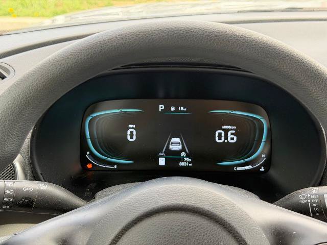 Used 2025 Kia Soul LX FWD image 18