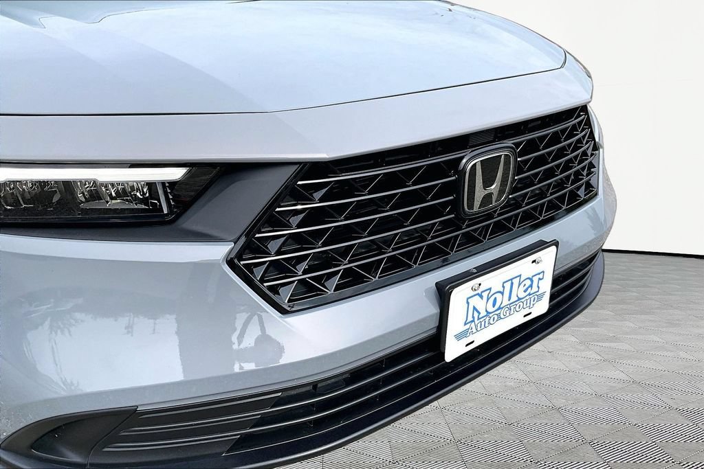 Used 2024 Honda Accord Sport image 28