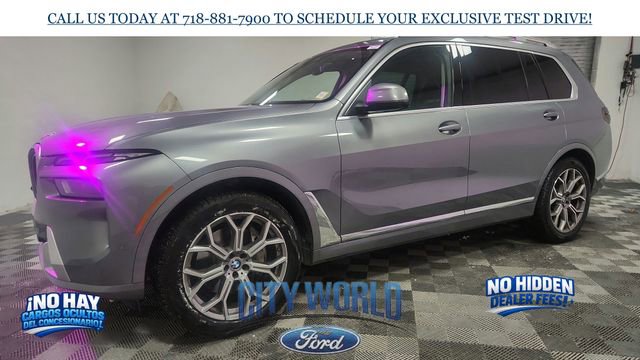 Used 2025 BMW X7 xDrive40i AWD/4WD image 4