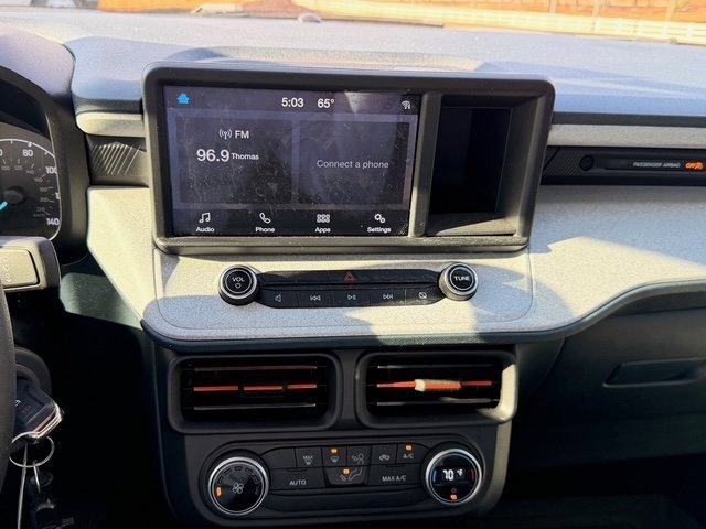 Certified 2022 Ford Maverick XLT w/ Equipment Group 300A Standard image 3