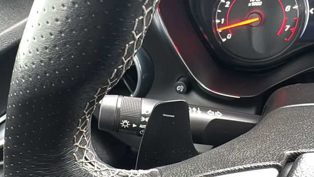 Used 2021 Chevrolet Camaro SS image 15