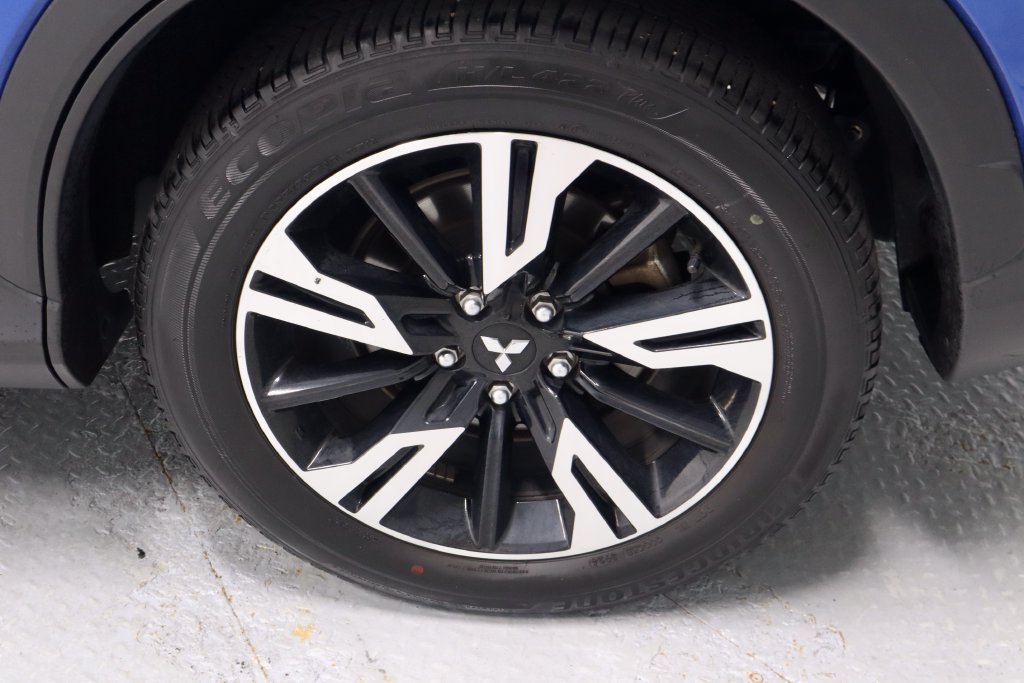 Used 2025 Mitsubishi Eclipse Cross SE AWD/4WD image 19