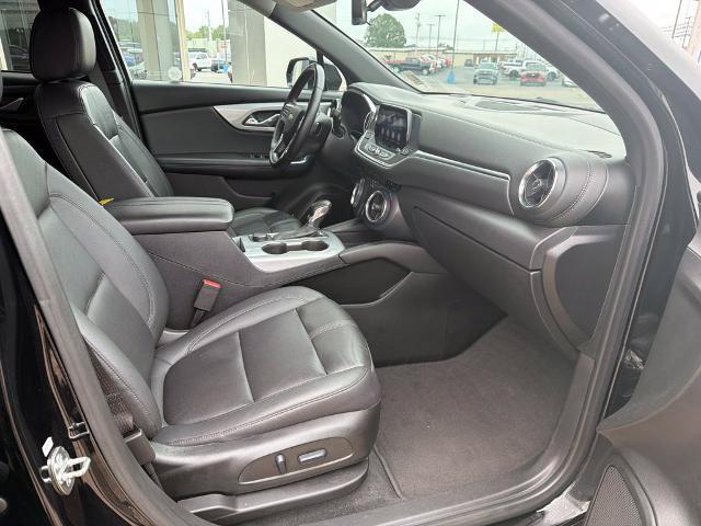 Used 2022 Chevrolet Blazer LT w/ Sound & Technology Package AWD/4WD image 16