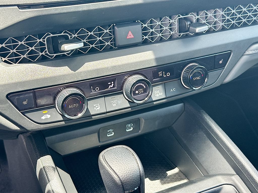 Used 2025 Honda Accord SE image 14