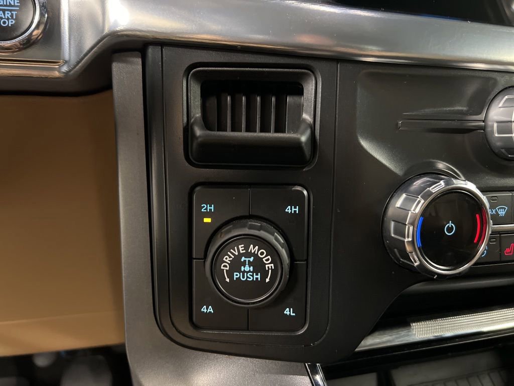 Certified 2022 Ford F150 Lariat w/ Equipment Group 502A High image 18