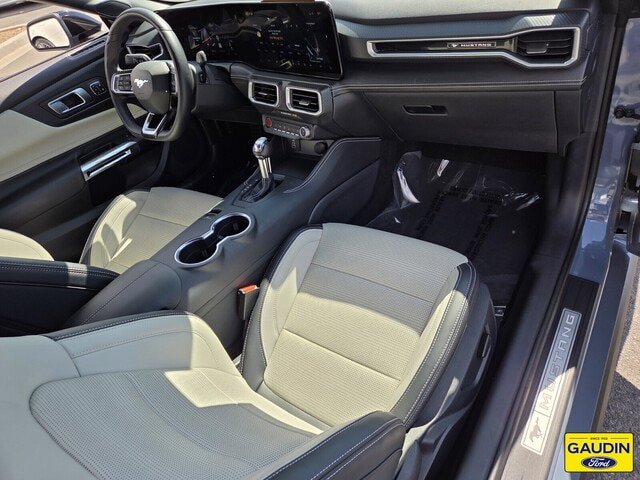 Certified 2025 Ford Mustang Premium RWD image 17
