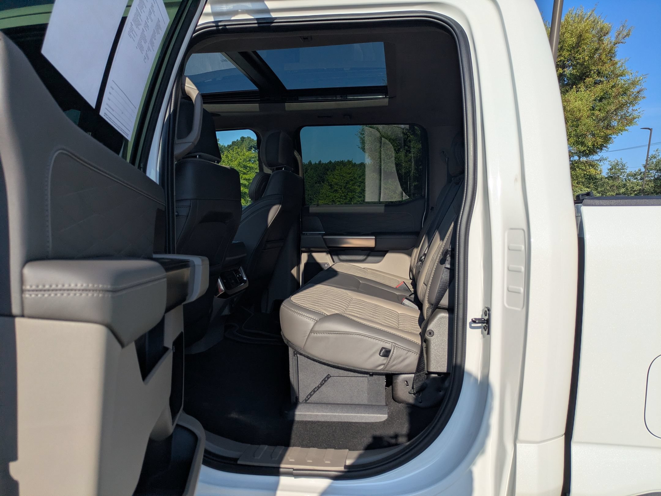 Certified 2026 Ford F250 Platinum w/ Platinum Plus Package AWD/4WD image 28