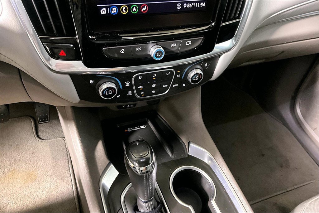 Used 2020 Chevrolet Traverse Premier FWD image 26