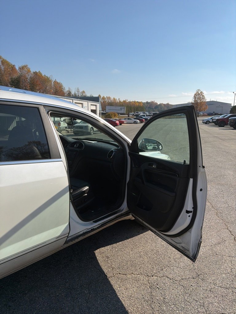 Used 2017 Buick Enclave Leather w/ Enclave Sport Touring Edition image 16