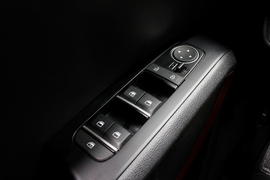 Used 2023 Kia Soul GT-Line FWD image 26