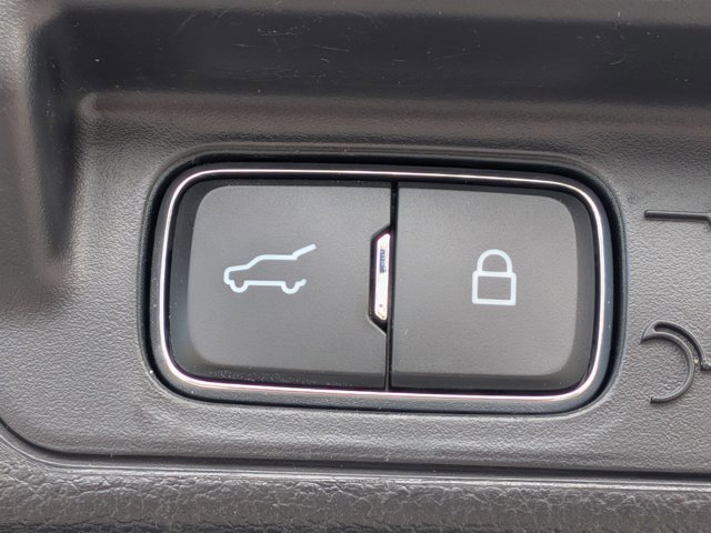 Certified 2022 Ford Explorer XLT AWD/4WD image 25