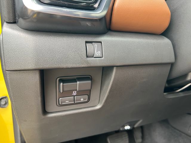 Used 2023 GMC Canyon AT4 w/ AT4 Premium Package AWD/4WD image 38