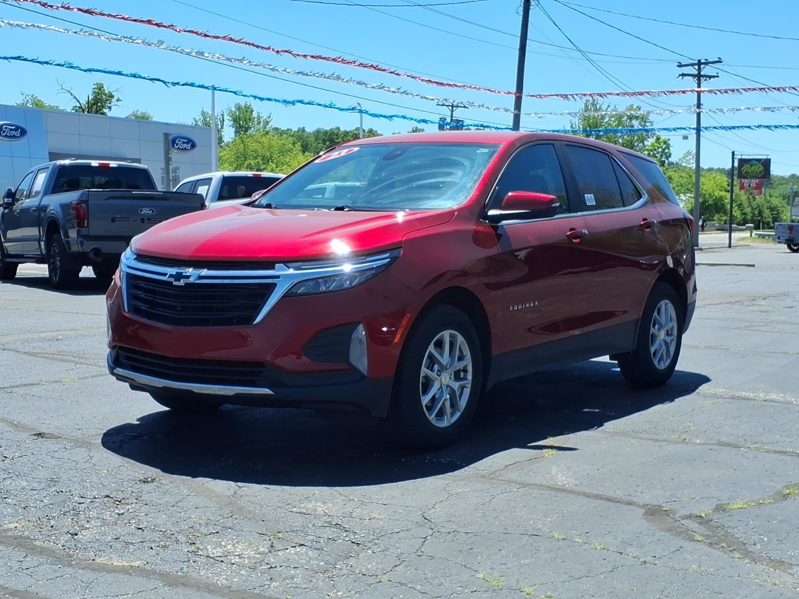 Used 2023 Chevrolet Equinox LT AWD/4WD image 3