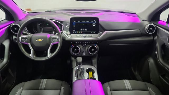 Used 2025 Chevrolet Blazer LT image 18
