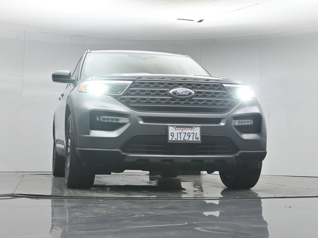 Certified 2023 Ford Explorer XLT w/ Equipment Group 202A RWD image 51