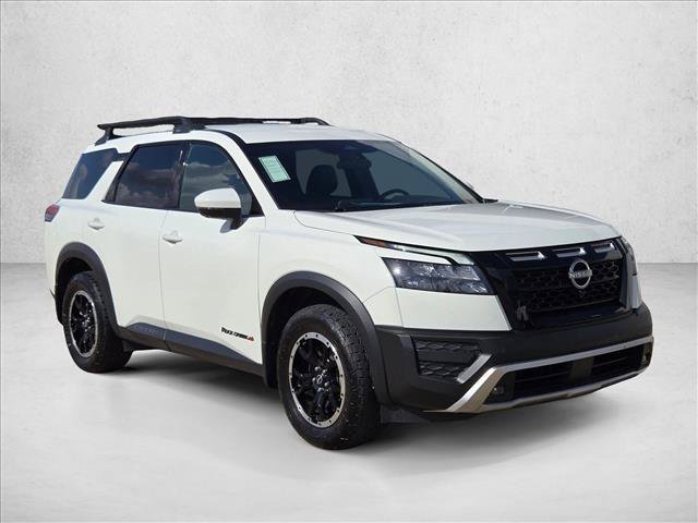 Used 2024 Nissan Pathfinder Rock Creek AWD/4WD image 3