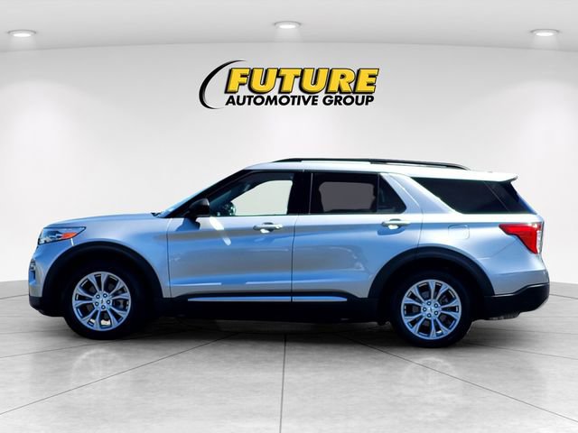 Certified 2021 Ford Explorer XLT w/ Equipment Group 202A RWD image 7