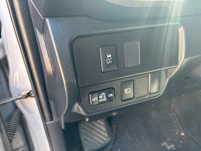 Used 2020 Toyota Tacoma SR5 RWD image 10