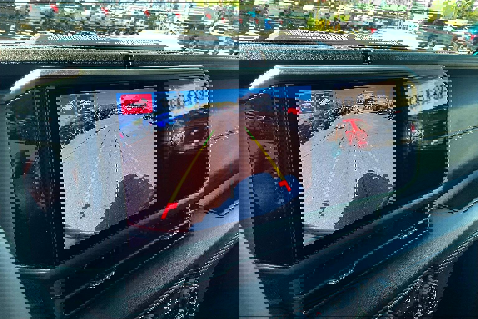 Used 2024 Jeep Wrangler Sahara w/ Technology Group AWD/4WD image 21