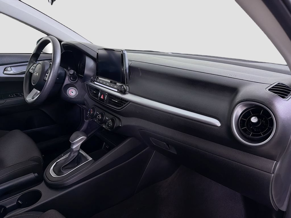 Used 2024 Kia Forte LXS FWD image 29