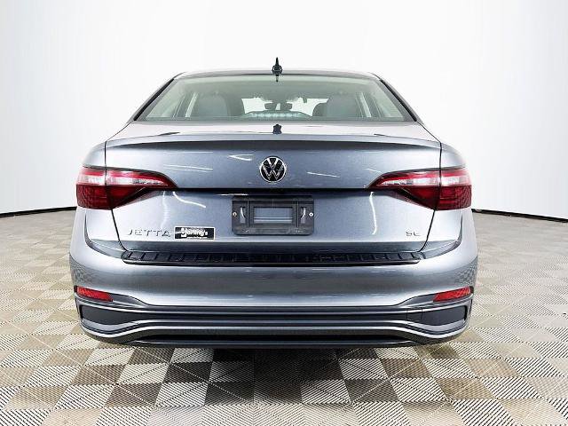Used 2023 Volkswagen Jetta SE FWD image 6
