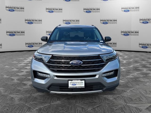 Certified 2023 Ford Explorer XLT w/ Equipment Group 202A AWD/4WD image 8