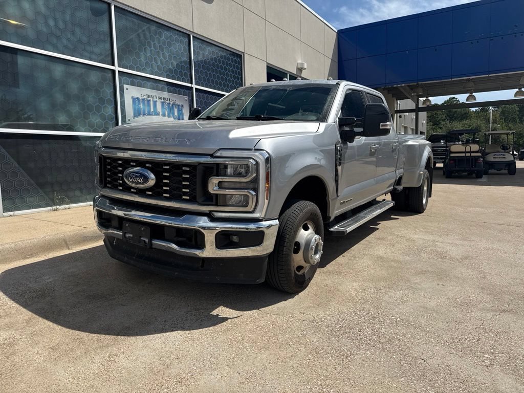 Certified 2024 Ford F350 Lariat AWD/4WD image 4