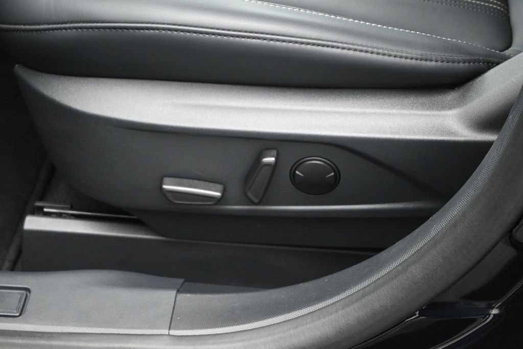 Certified 2025 Ford Mustang Mach-E Select RWD image 10