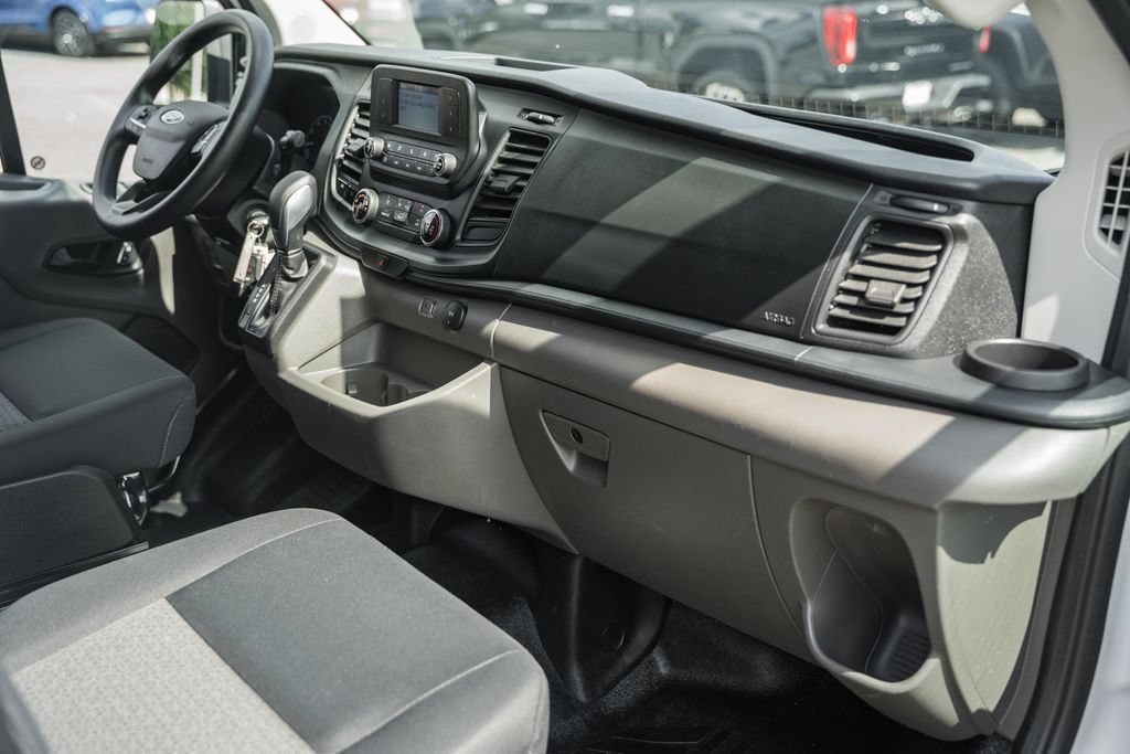 Certified 2025 Ford Transit 250 Low Roof w/ Exterior Upgrade Package RWD image 24