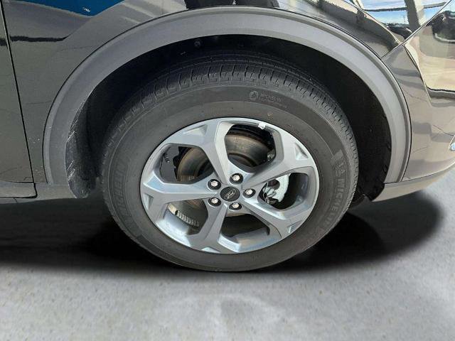 Certified 2025 Ford Escape ST-Line image 27