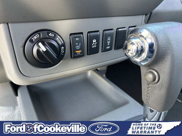Used 2018 Nissan Frontier SV w/ Value Truck Package AWD/4WD image 29
