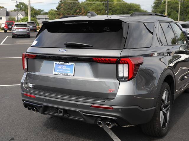 Certified 2025 Ford Explorer ST w/ Sun And Sound Package AWD/4WD image 13
