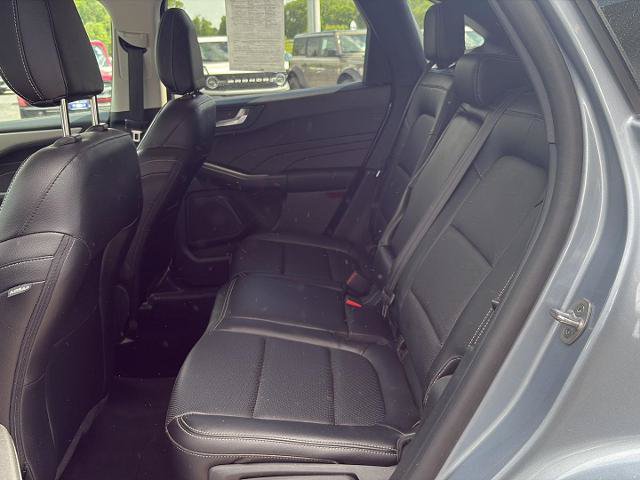 Certified 2022 Ford Escape SEL w/ Technology Package AWD/4WD image 31