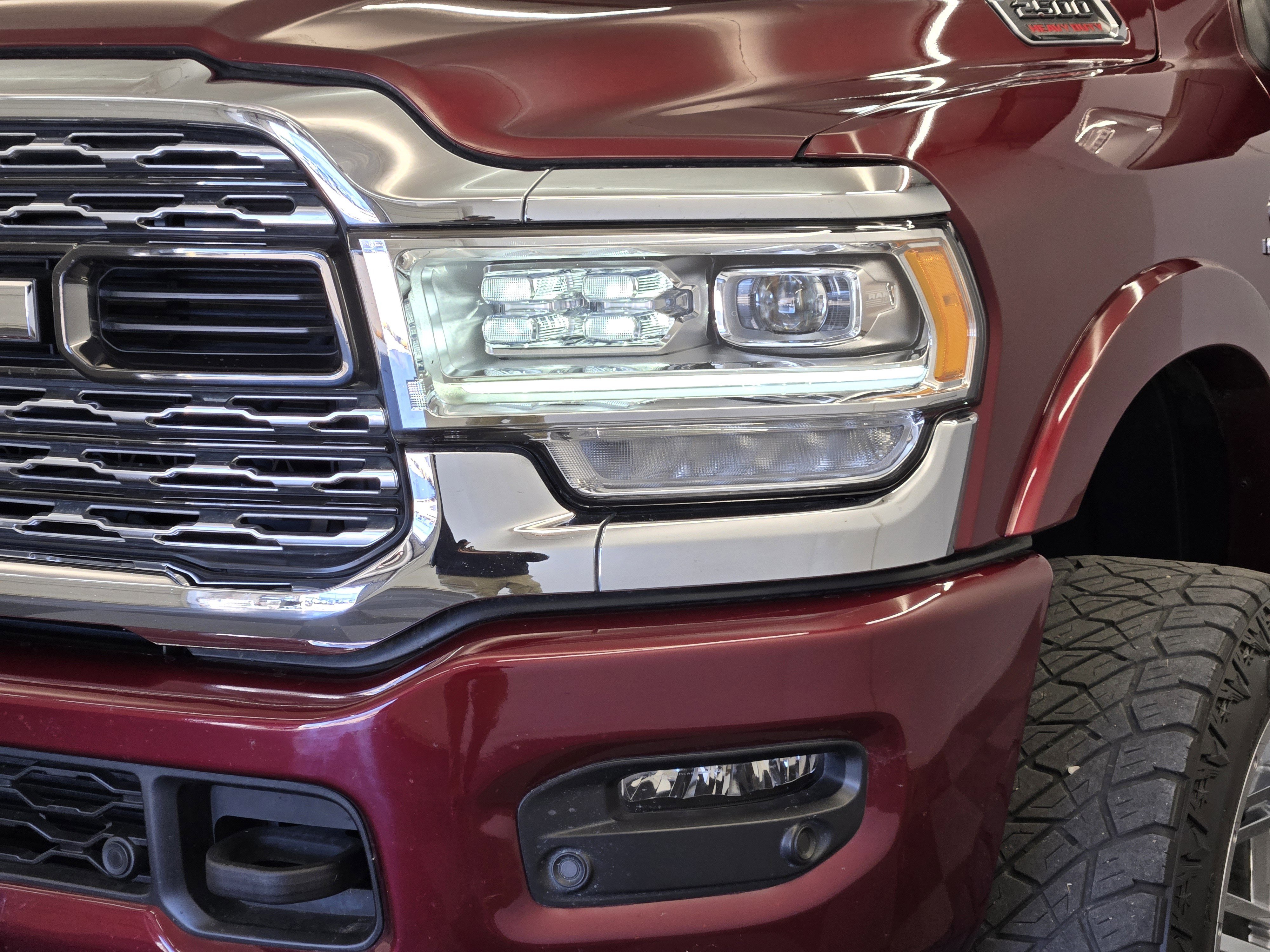 Used 2024 RAM 2500 Limited image 8