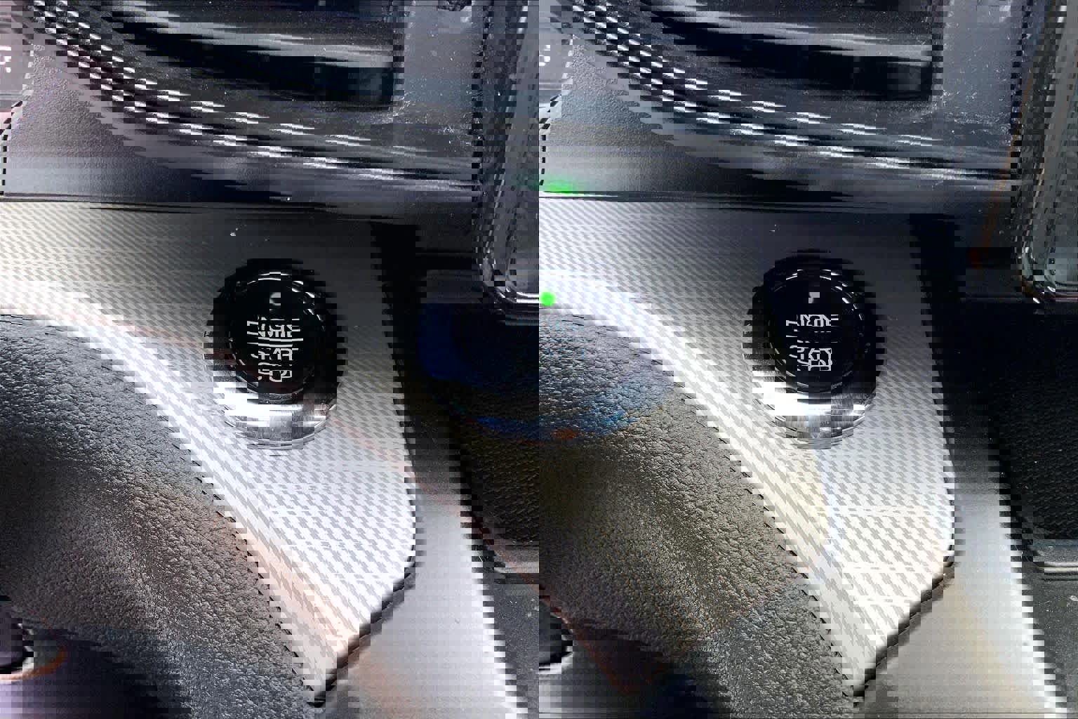 Certified 2020 Ford Explorer XLT image 31