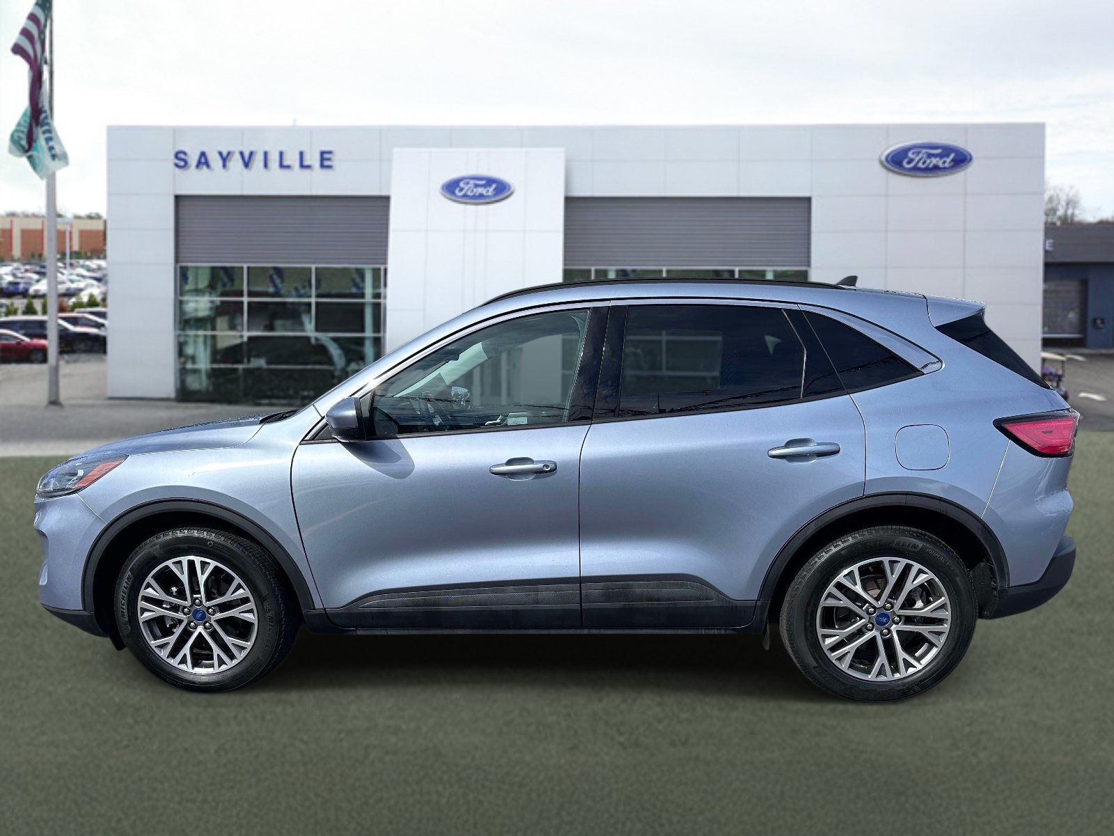 Certified 2022 Ford Escape SEL AWD/4WD image 2