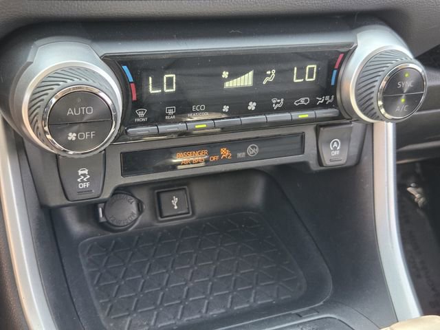 Used 2020 Toyota RAV4 XLE Premium w/ All Weather Liner Package image 20